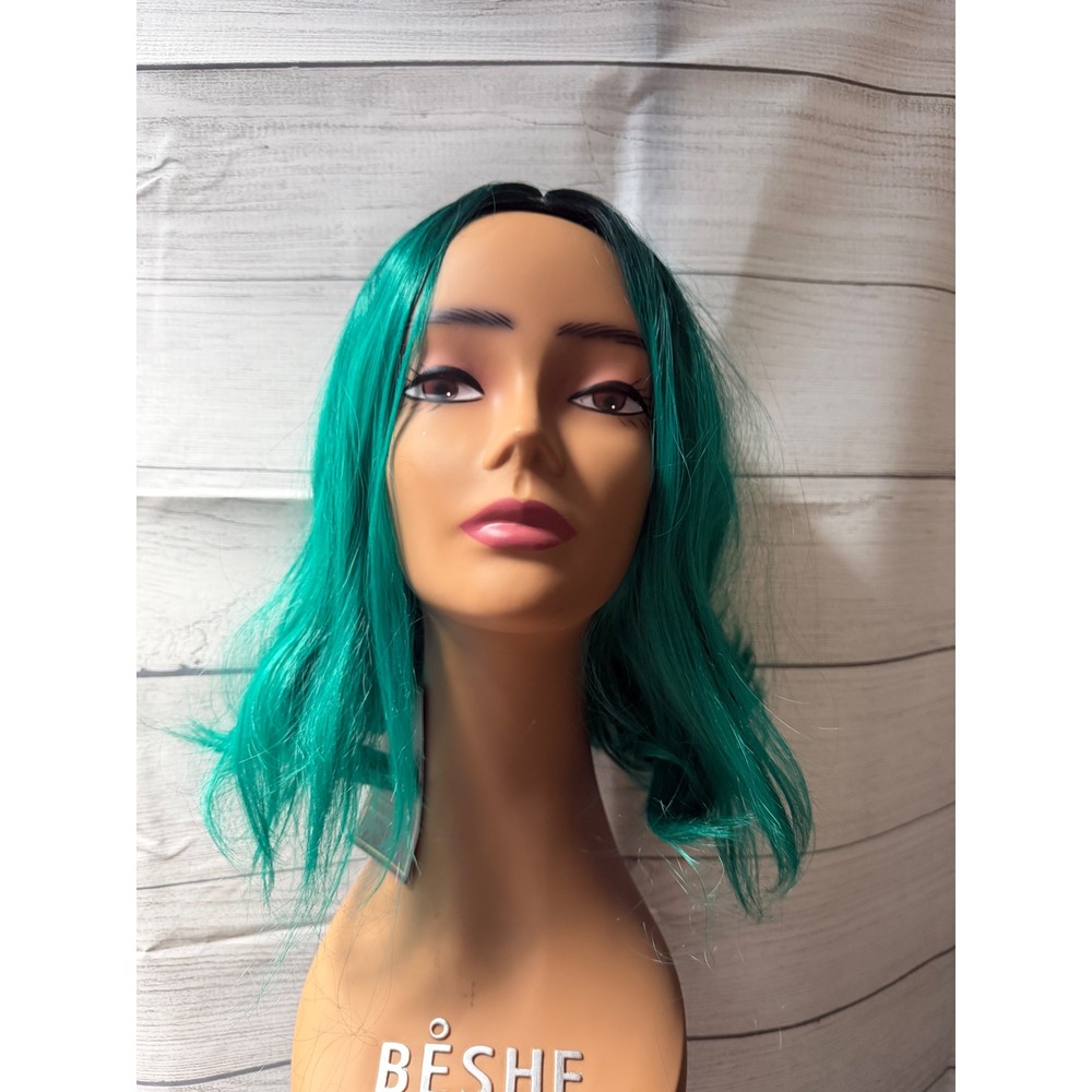 Green(turquoise) ombré wig synthetic